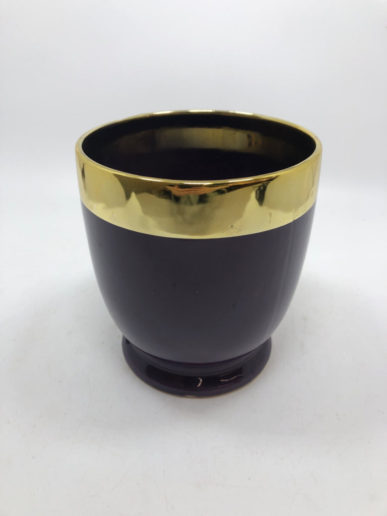 PURPLE & GOLD PLANTER.