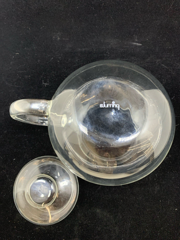 CLEAR GLASS TEAPOT.