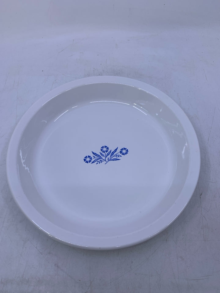 WHITE BLUE CORNFLOWER PIE PLATE.