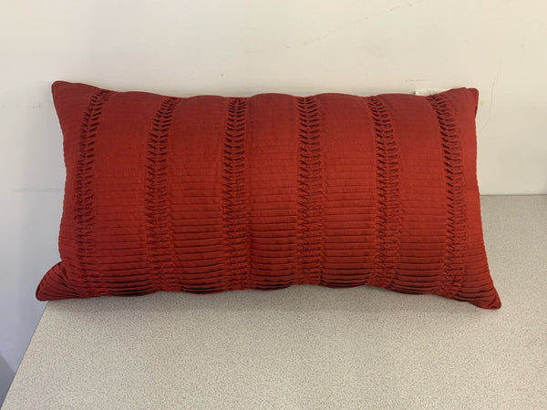 RED RECTANGLE RUFFLED PILLOW 12.