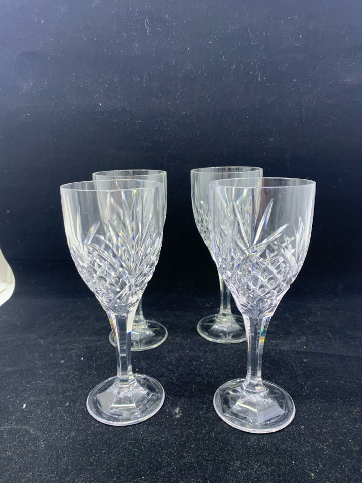 4 MELAMINE WINE GLASSES.