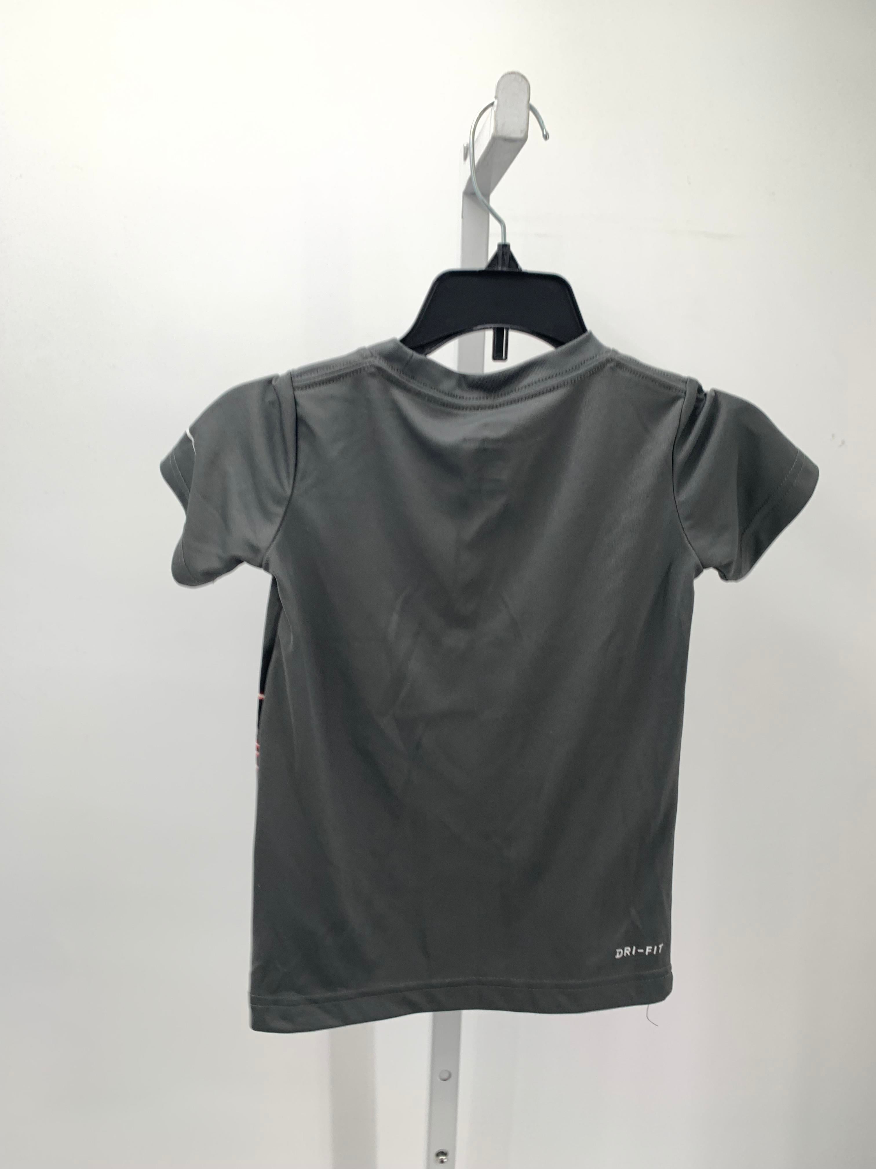 Nike Size 4 Boys Short Sleeve Shirt