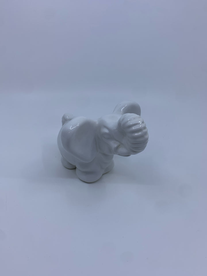 ELEPHANT WHITE CERAMIC FIGURINE MADE IN ITALY.