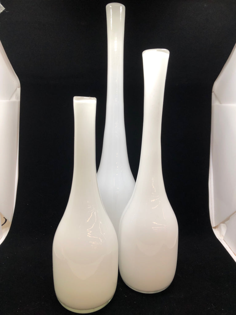 WHITE GLASS VASE SET OF 3.
