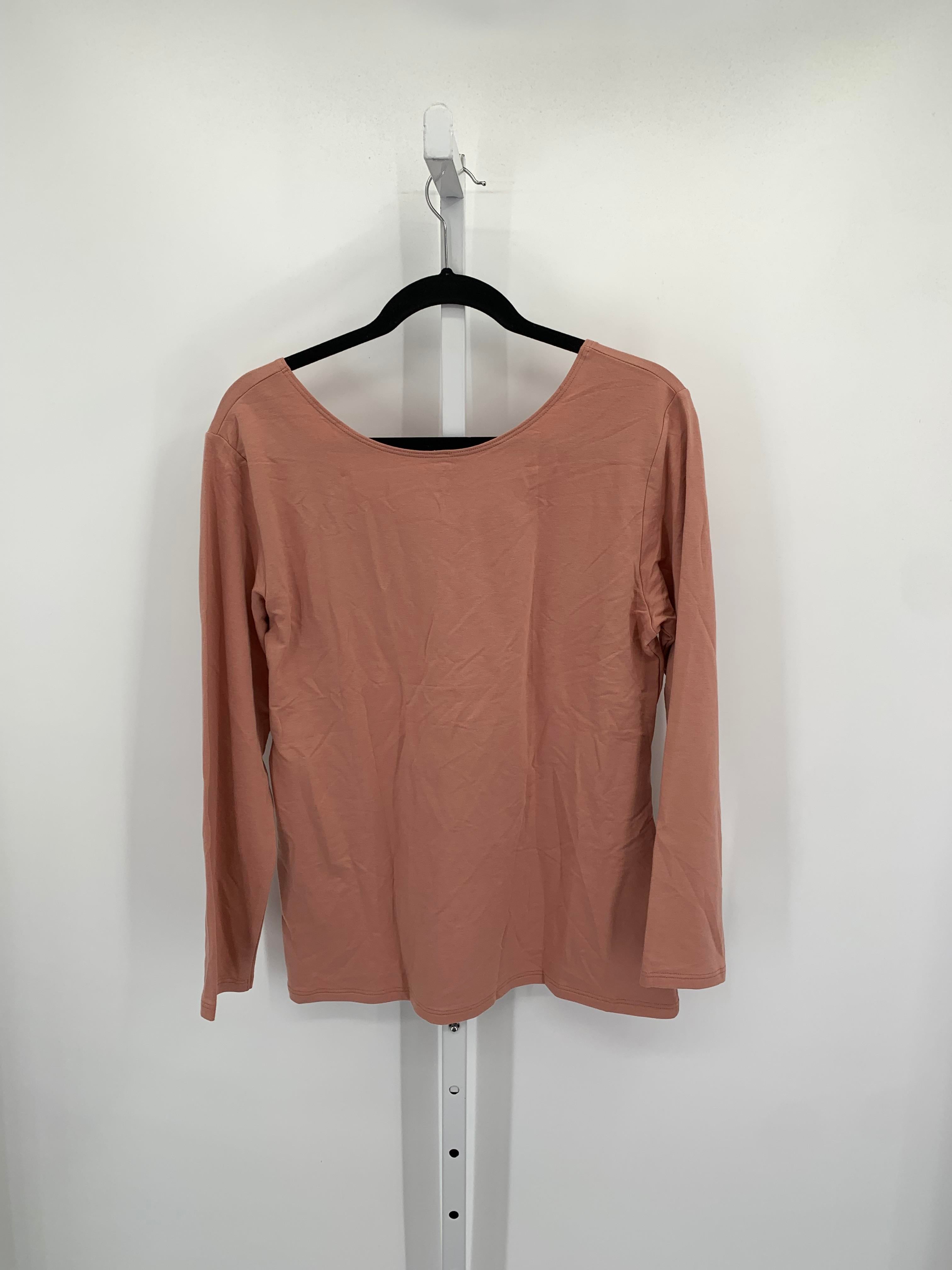 Uniqlo Size XXL Misses Long Sleeve Shirt