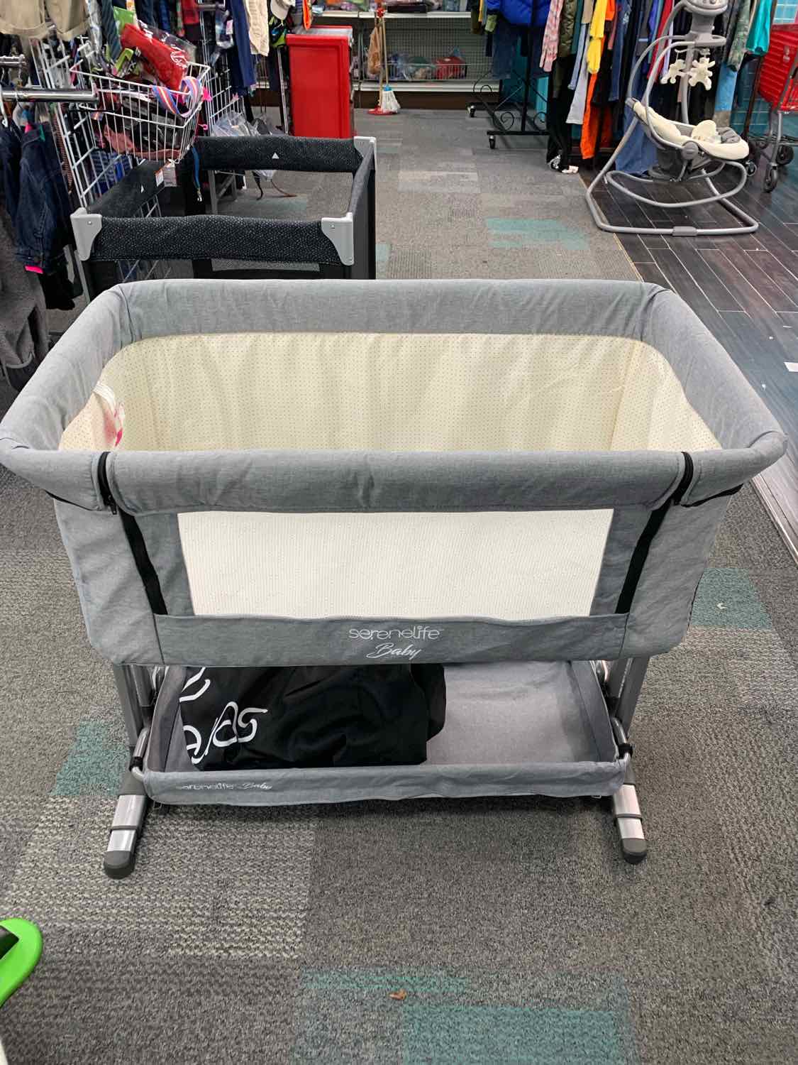 Serene Life Baby Bassinet
