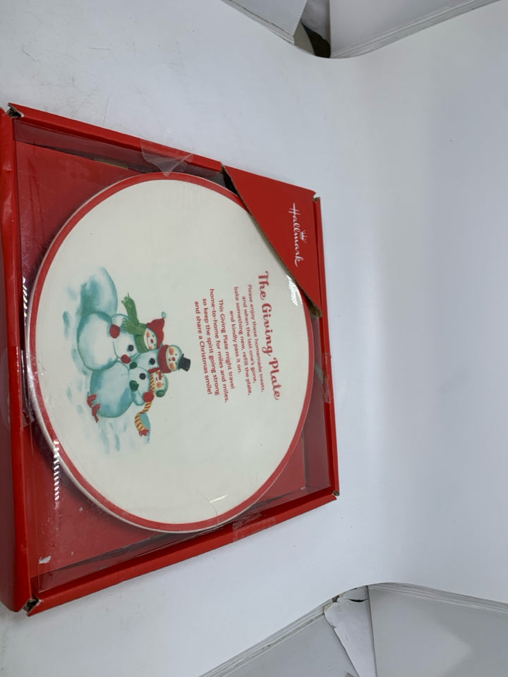 NIP HALLMARK SNOWMAN GIVING PLATE.