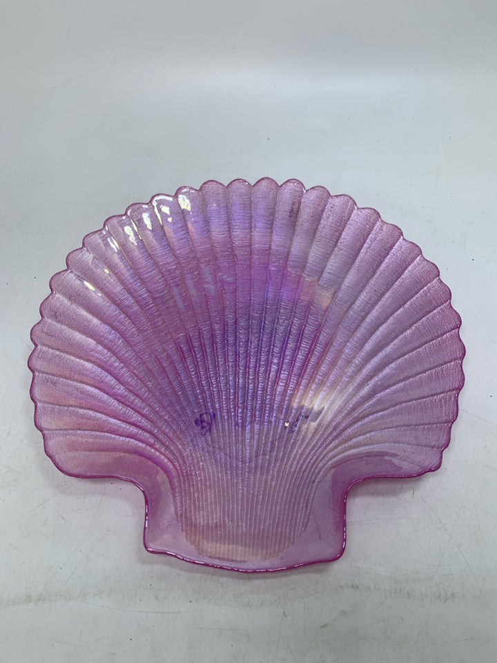IRIDESCENT GLASS SHELL SHAPED PLATE.