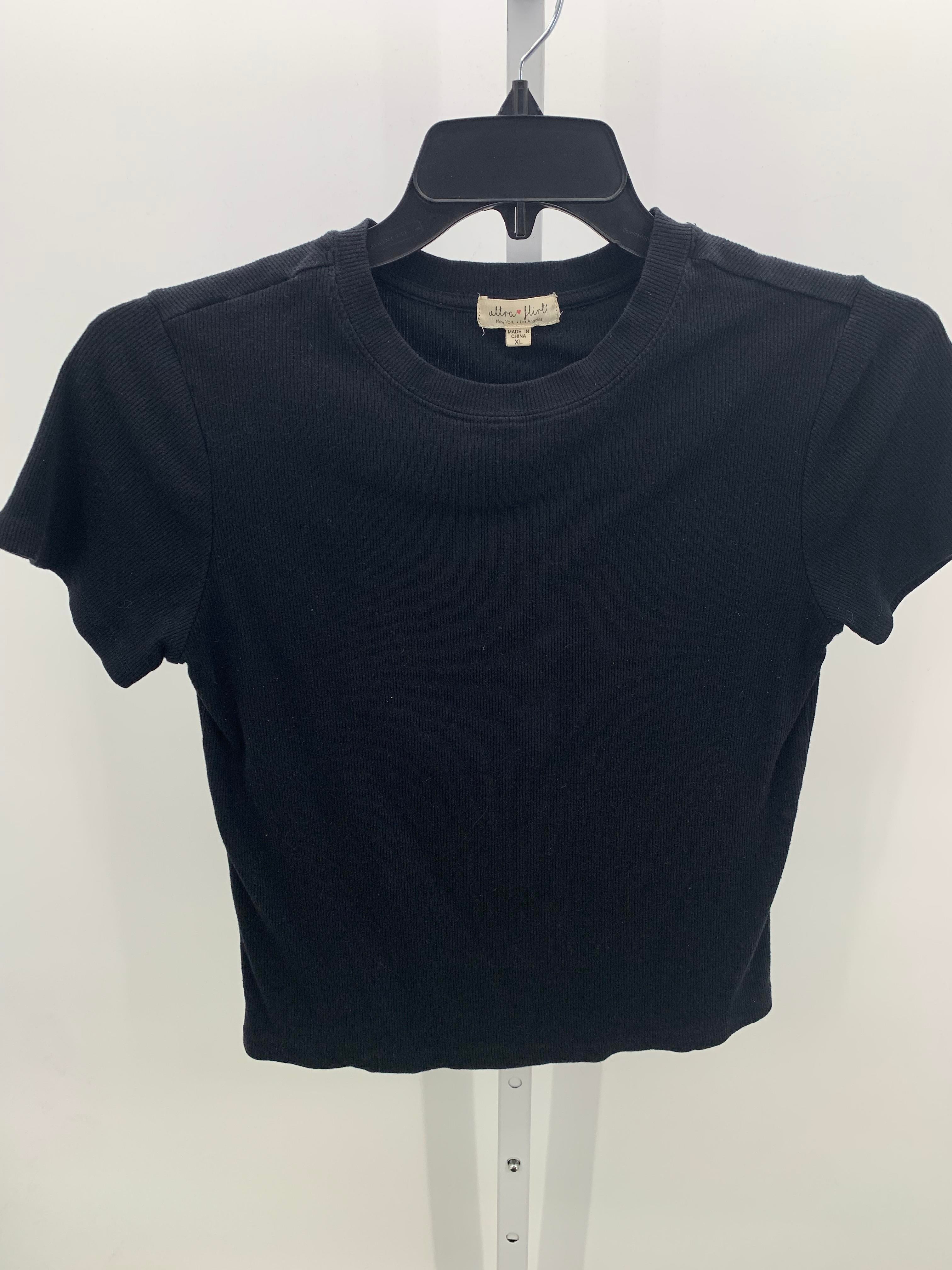 Ultra Flirt Size Extra Large Juniors Short Sleeve Shirt