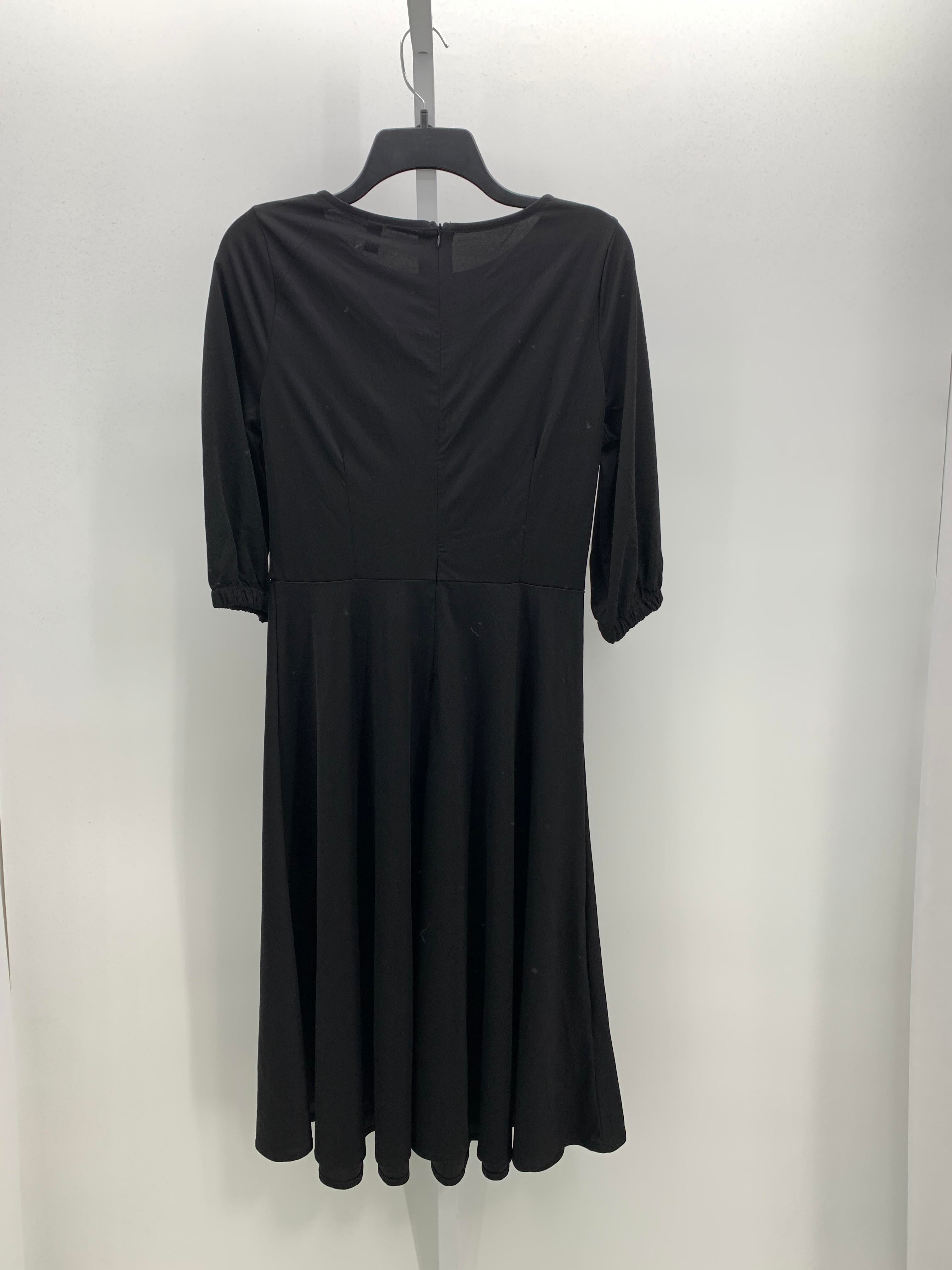 Size Medium Misses Short Sleeve Dress