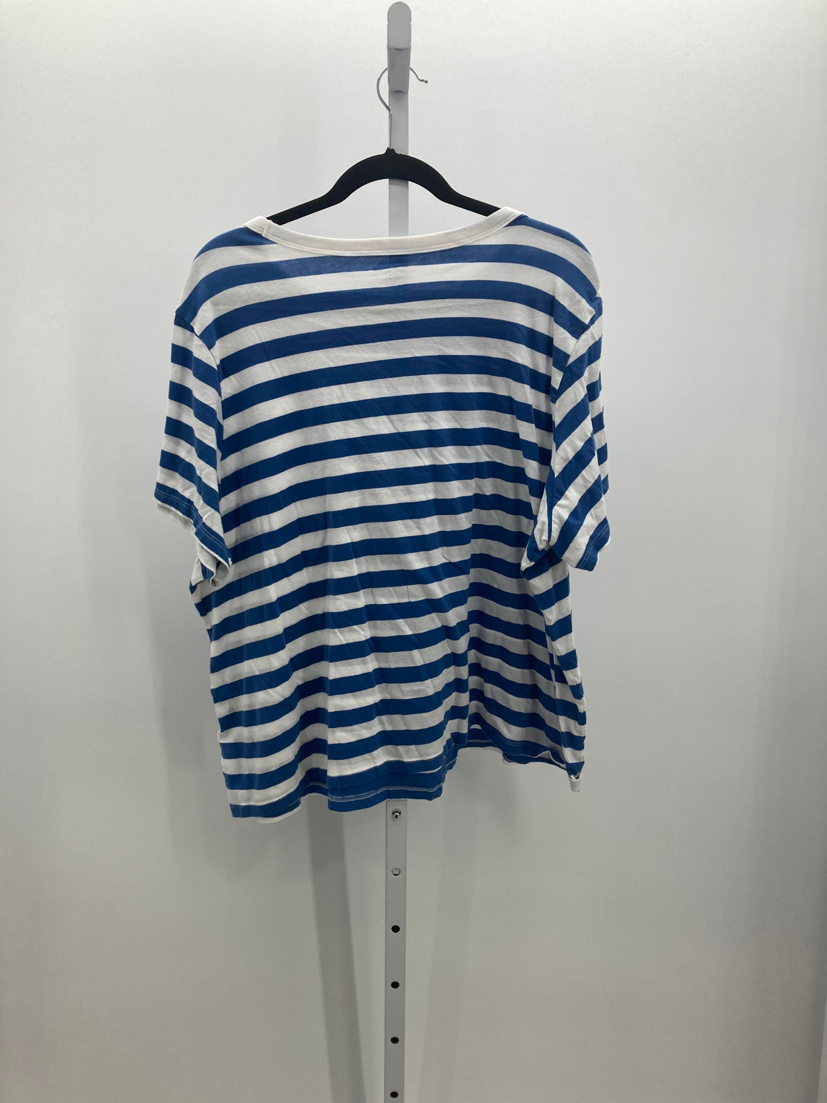 Old Navy Size XXL Misses Short Sleeve Shirt