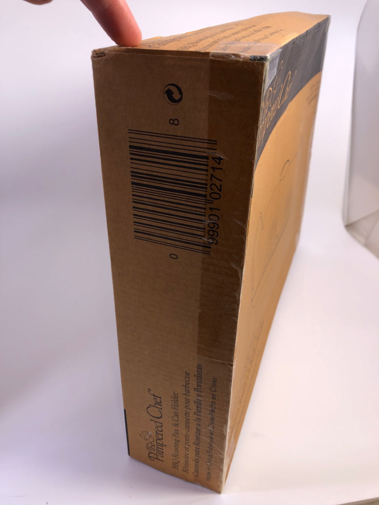 NIB PAMPERED CHEF BBQ ROASTING PAN & CAN HOLDER.