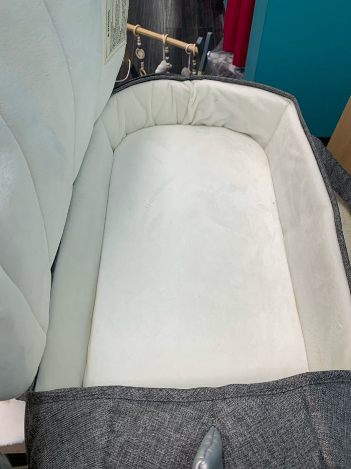 Sunveno: Portable Infant Travel Lounger