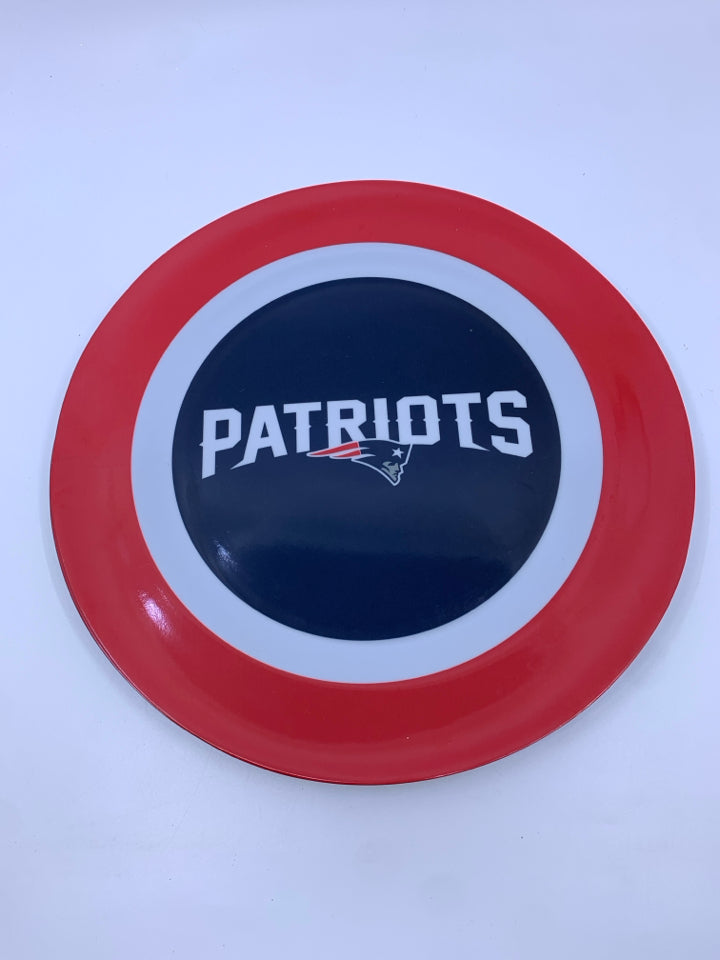 2 MELAMINE PATRIOTS SERVERs.