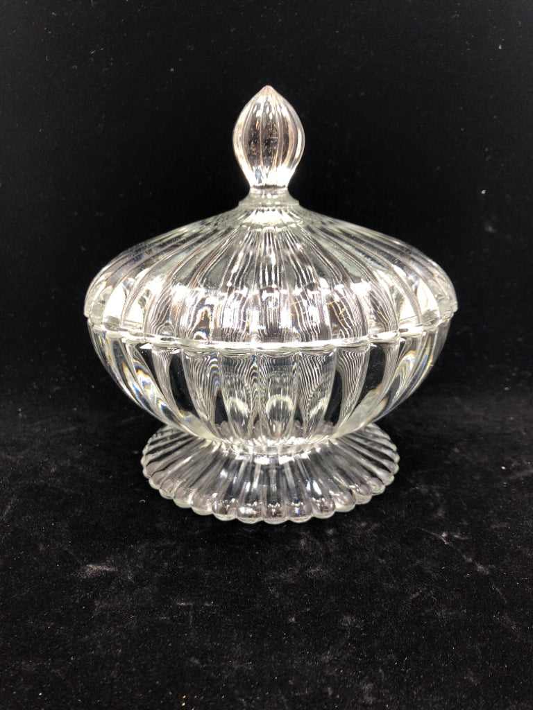 CLEAR GLASS COVERED CANDY DISH.