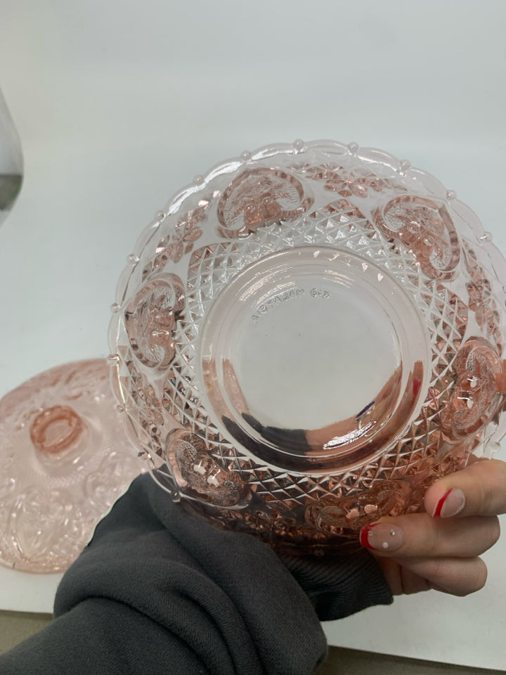 VTG KID MAYLAYSIA PINK FOOTED COVERED DISH W/ HEART/ROSE PATTERN.