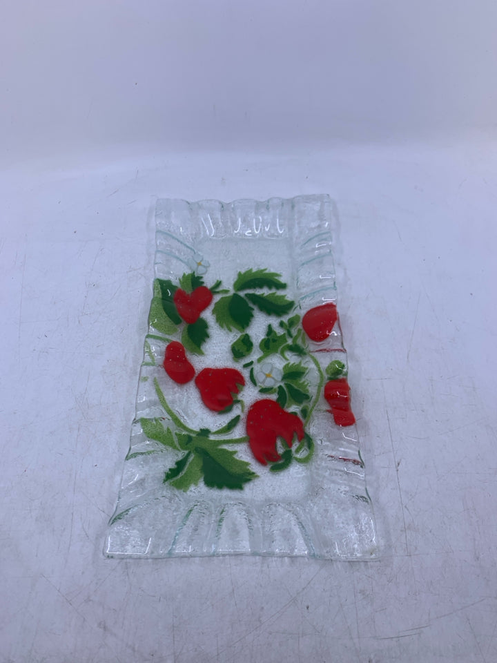 FUSED GLASS STRAWBERRIES TRAY.
