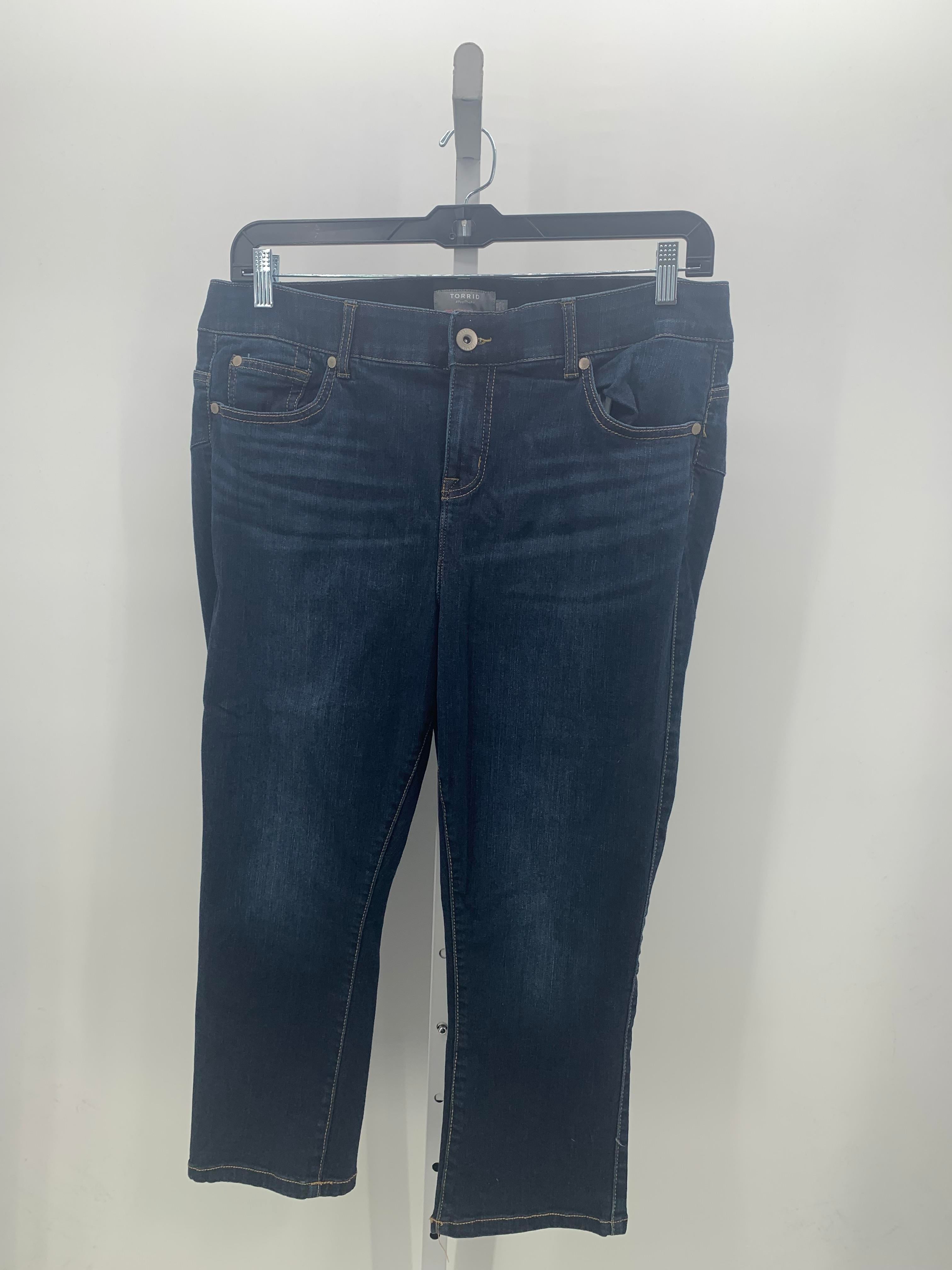 Torrid Size 18 W Womens Cropped Pants