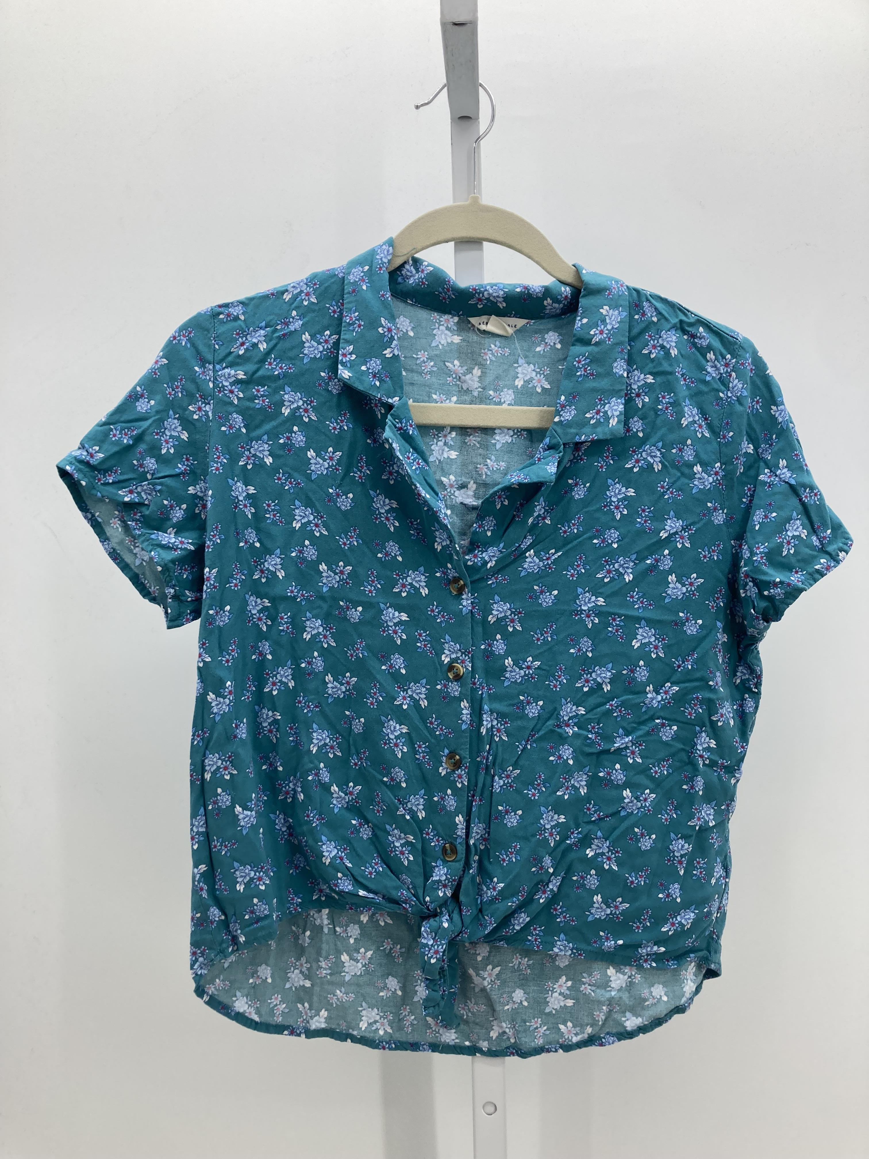 Aeropostale Size Medium Juniors Short Sleeve Shirt