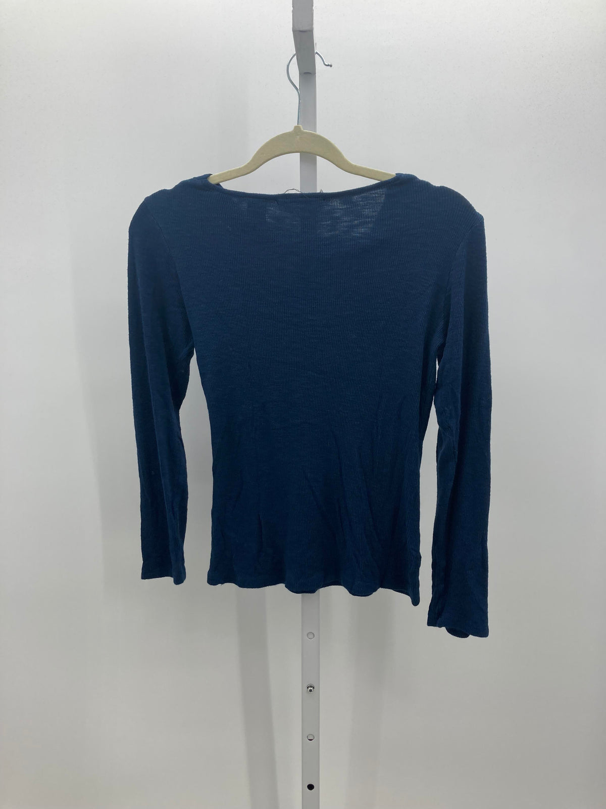 Planet Gold Size Large Juniors Long Sleeve Shirt