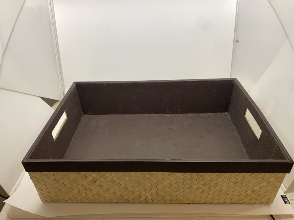 BASKET WEAVE FABRIC STURDY BIN W/ FAUX BROWN LEATHER TRIM.
