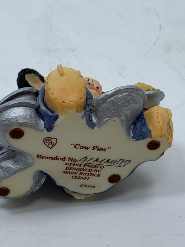 MARY MOO COW PIES.