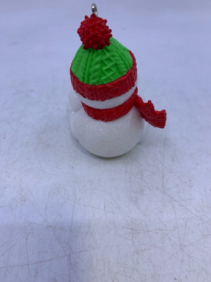 HALLMARK SNOWMAN ORNAMENT