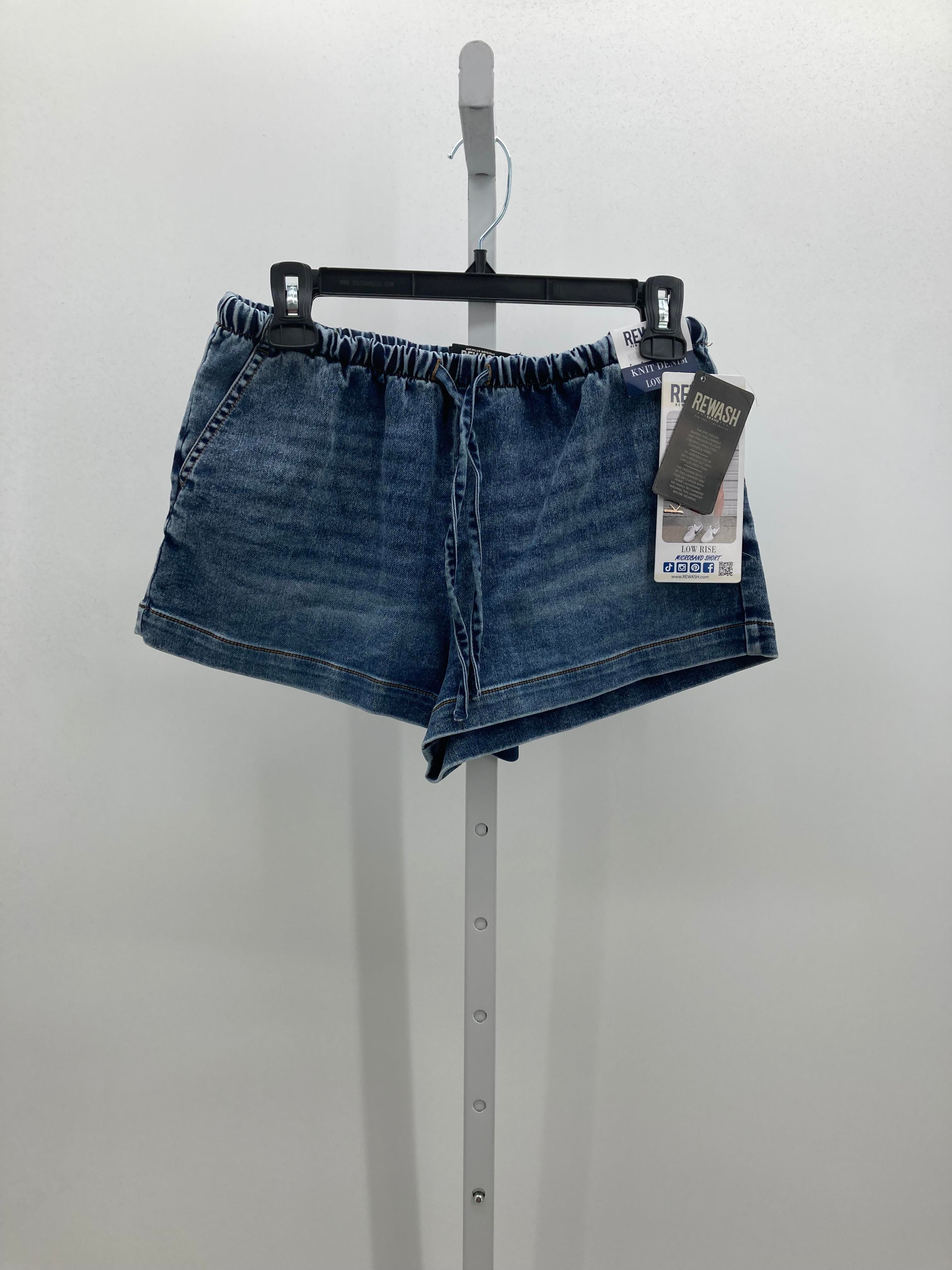 Size Small Juniors Shorts