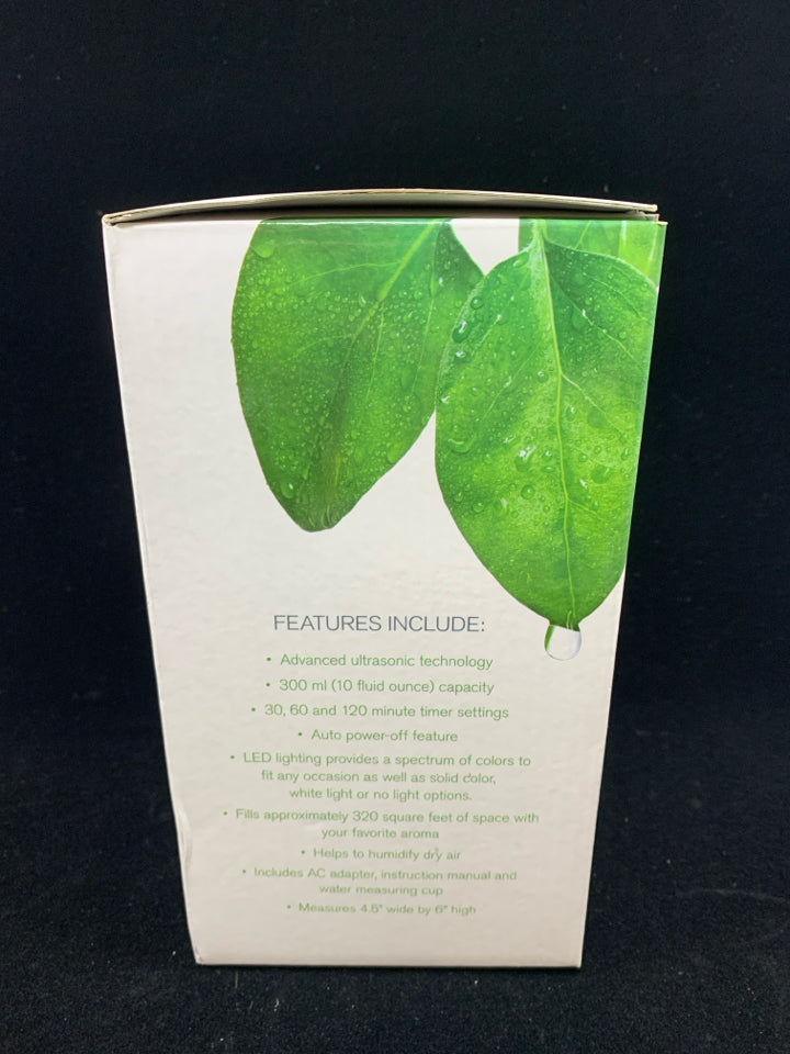 NIB ULTRASONIC DIFFUSER.