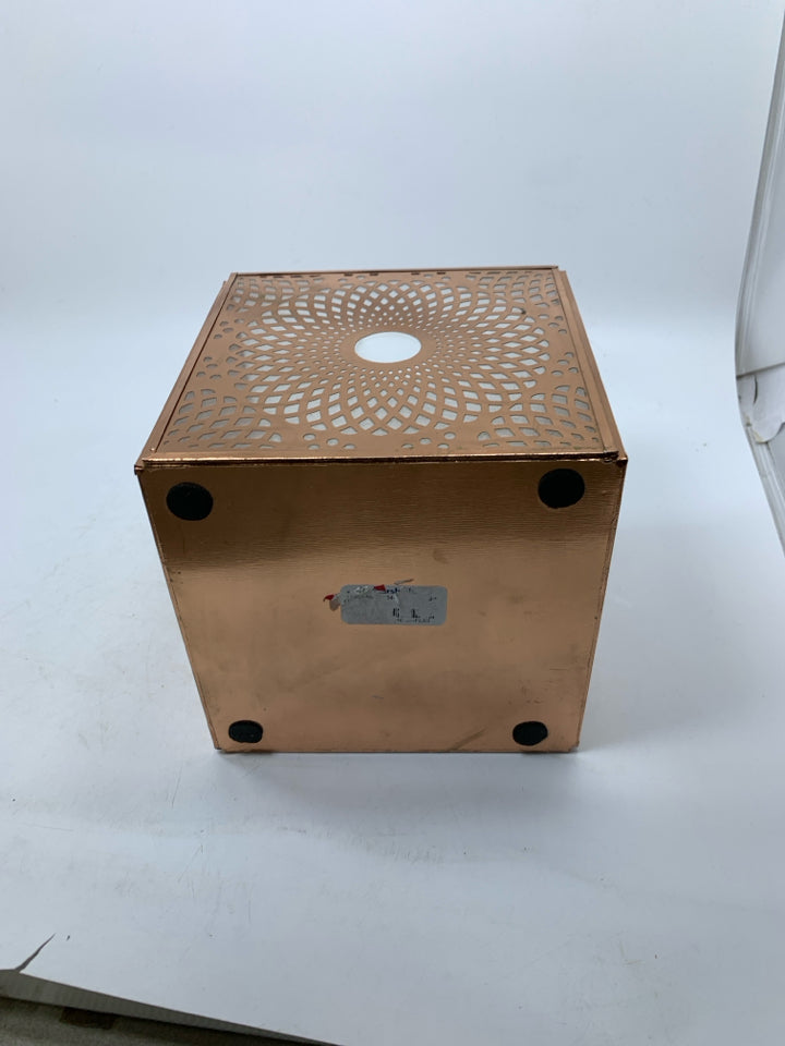 ROSE GOLD PIERCED CANDLE HOLDER W/ GLASS PANES.