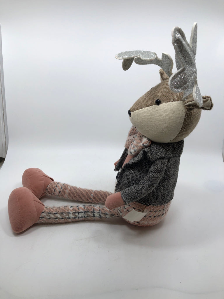 WEIGHTED PINK GREY REINDEER W/ BOW TIE SHELF SIT.