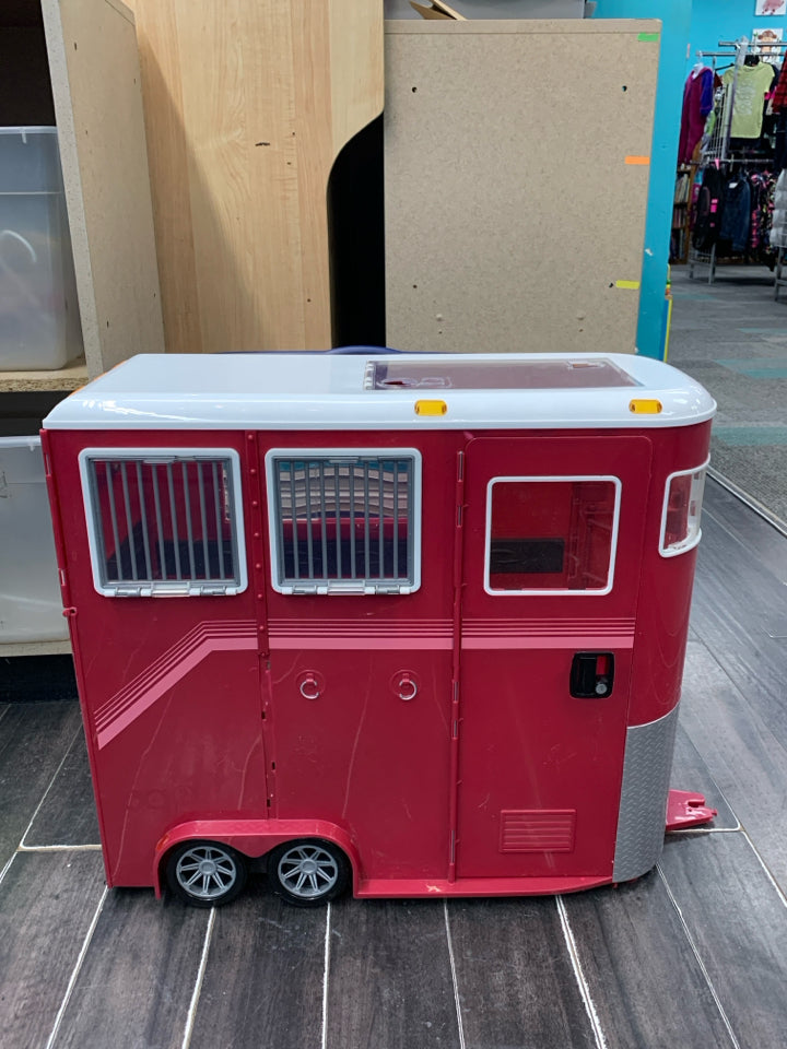 OG Girl Horse Trailer With Accessories (horse not included)