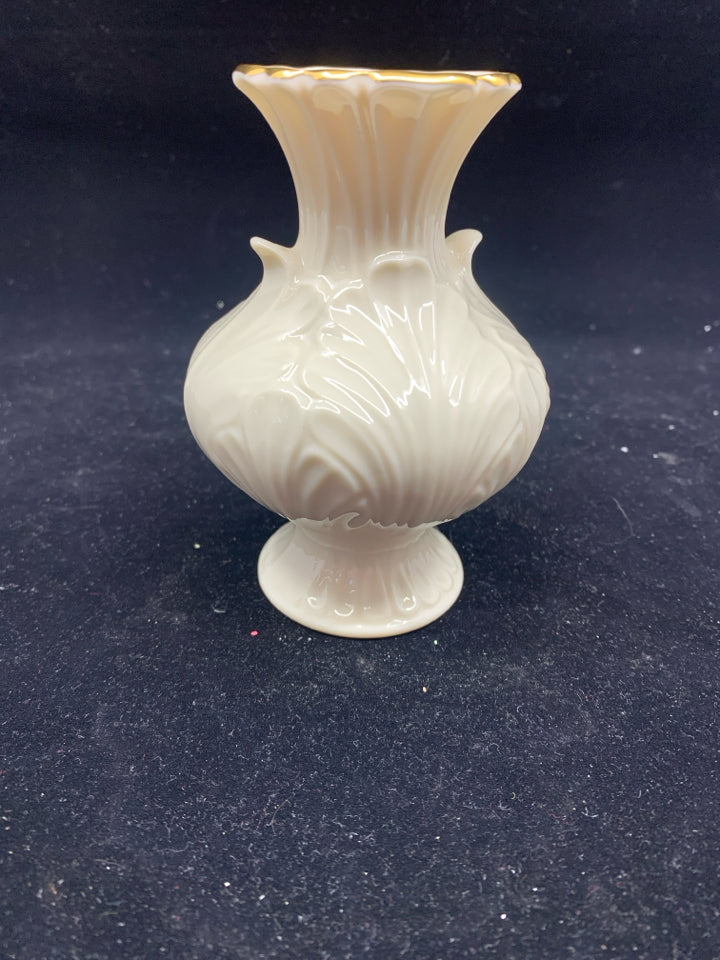 LENOX FEATHER PATTERN BUD VASE.