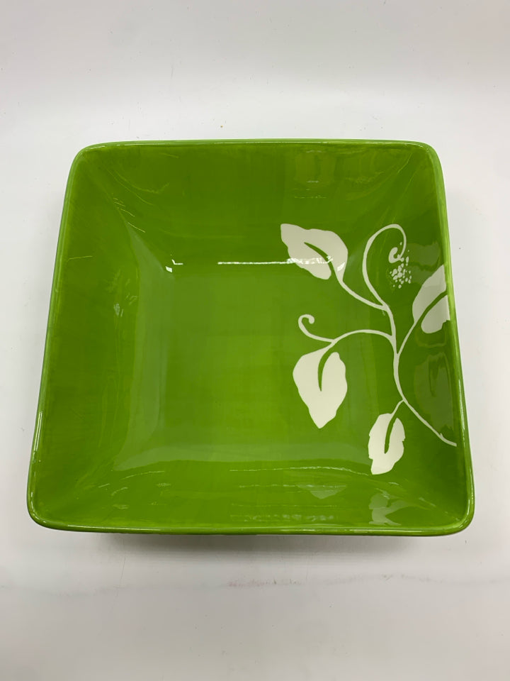 SQUARE GREEN HIBISCUS SERVING BOWL 9.