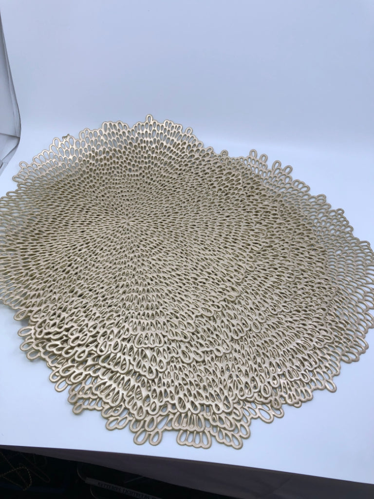 6 GOLD ABSTRACT PLACEMATS.