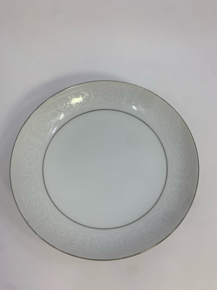 4 SALAD BOWLS W/WHITE TEXTURED DETAIL.