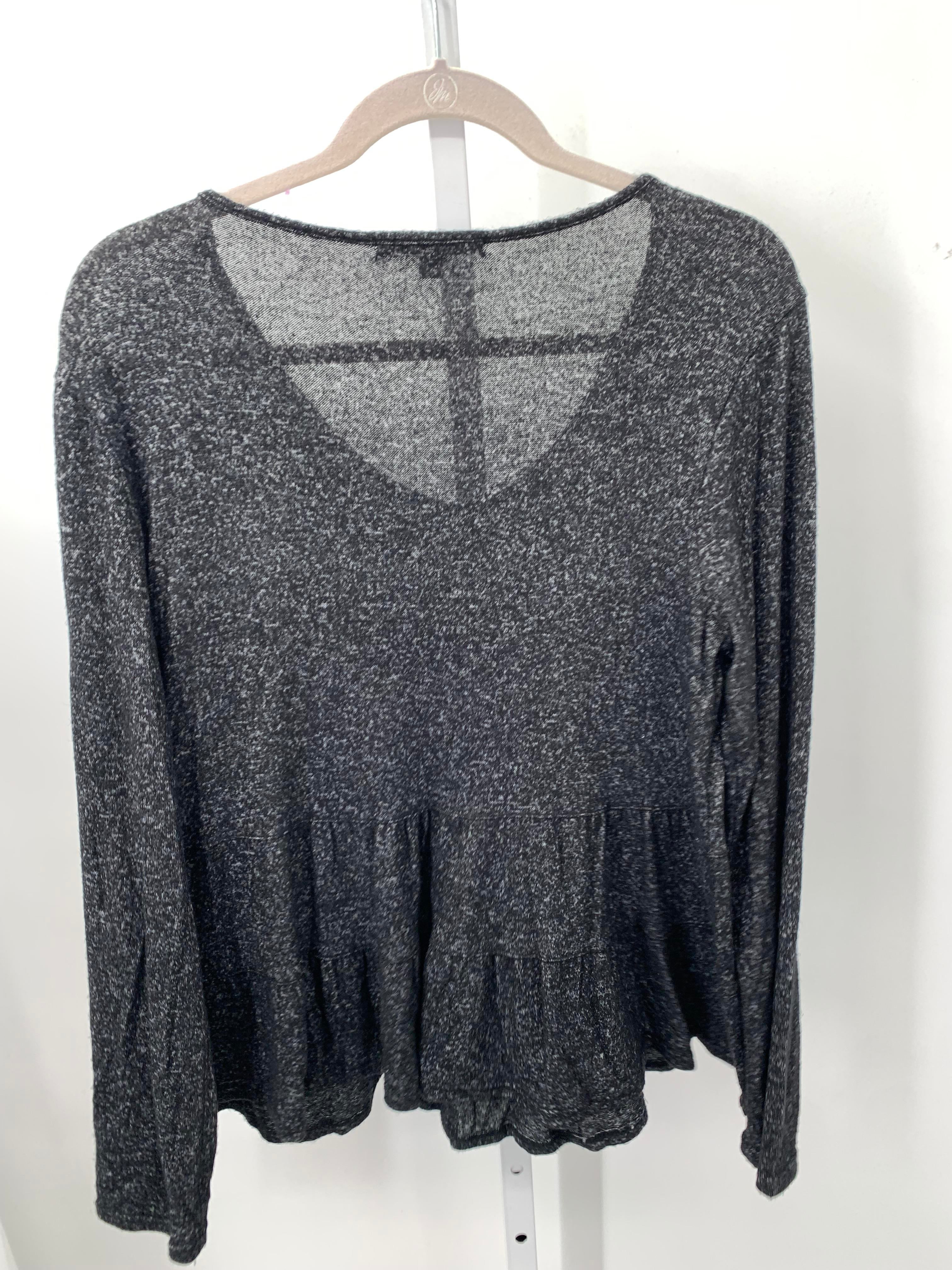Green Envelope Size Medium Misses Long Sleeve Shirt