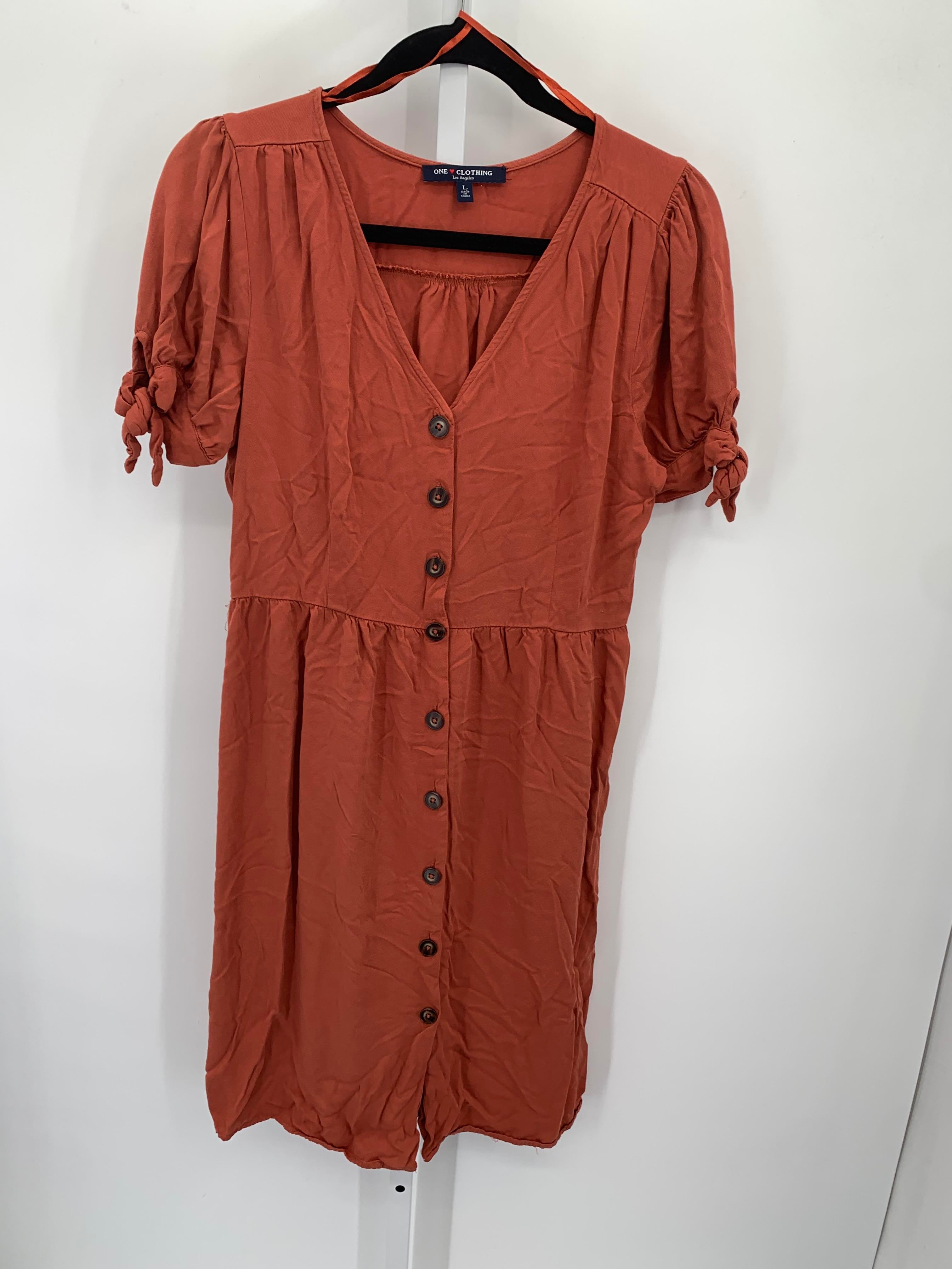 One Clothing Size Large Juniors Short Sleeve Dress