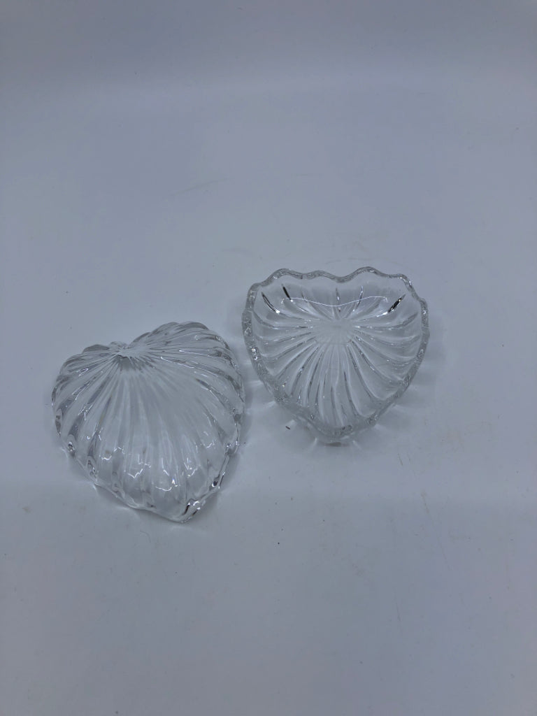 SMALL HEART GLASS TRINKET DISH W LID.