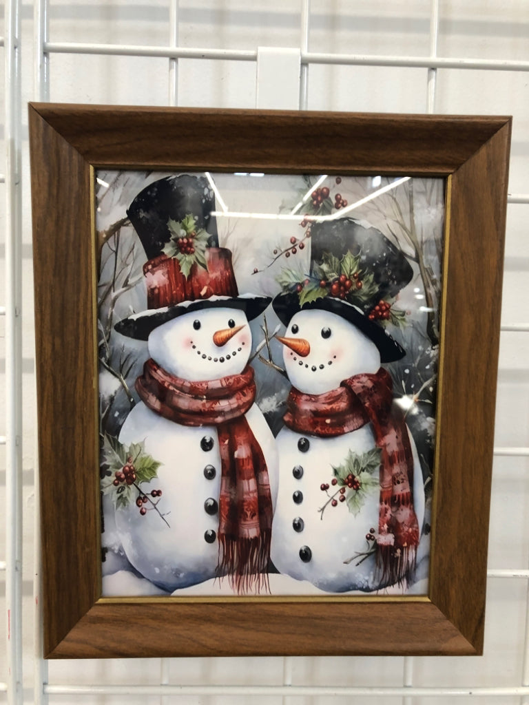 TWO SNOWMEN PRINT IN BROWN FRAME.
