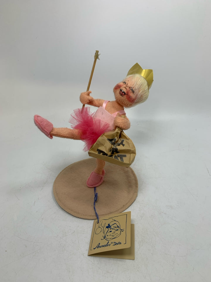 VTG HALLOWEEN BALLERINA TRICK OR TREAT FELT FIGURE 1992.