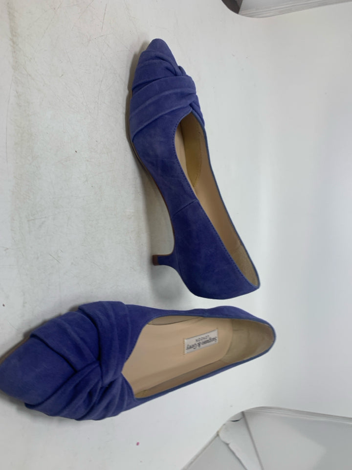 Sargasso & Grey Suede Low Heels