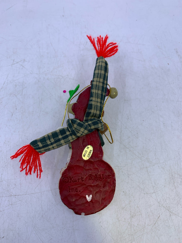 SNOWMAN BASEBALL ORNAMENT