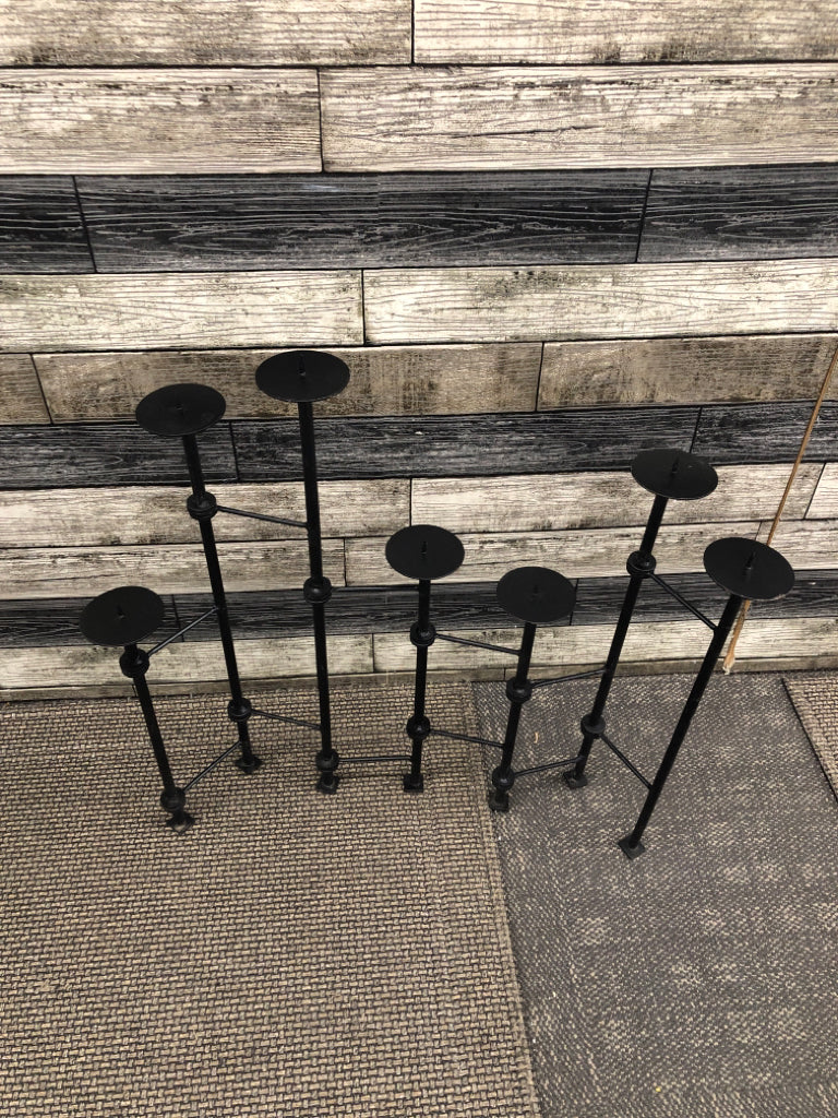 METAL FOLDING PILLAR FIREPLACE CANDLE HOLDER.