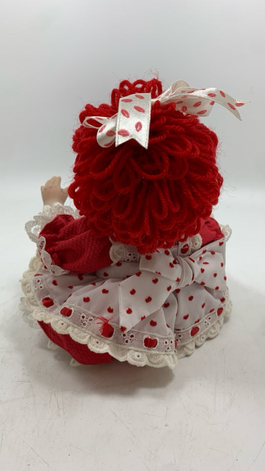 BEAR HUGS & KISSY- MARIE OSMOND SITTING DOLL.