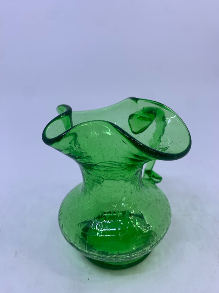 NARROW NECK GREEN CRACKLE GLASS VASE.