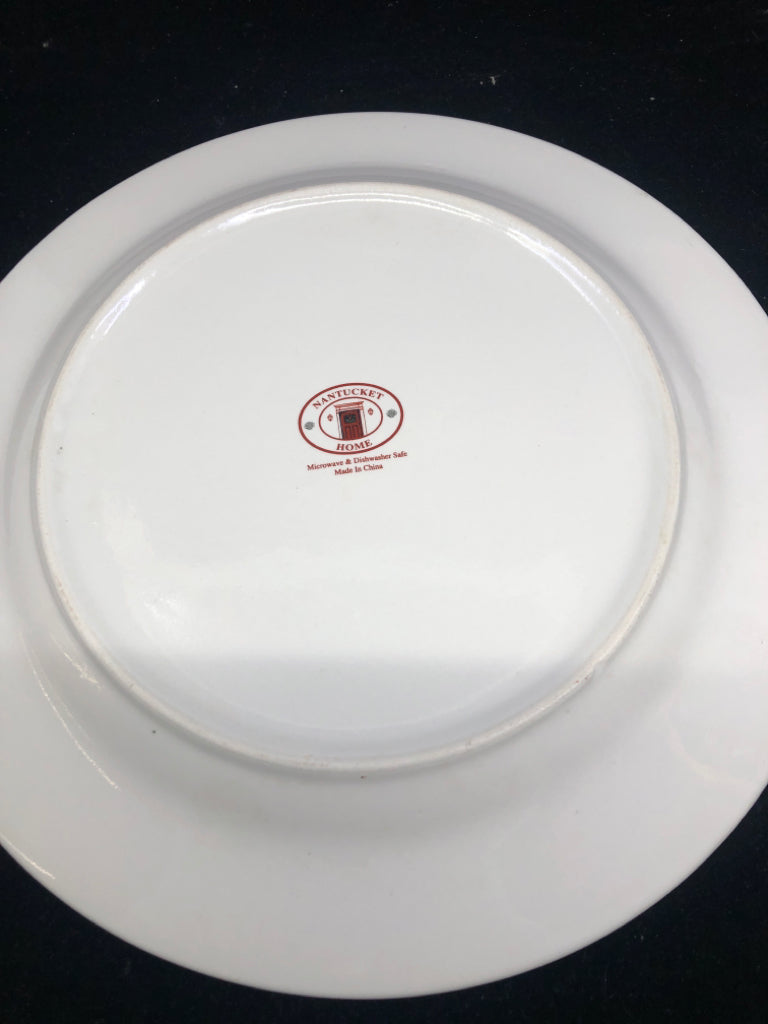 10 SNOWMAN DINNER PLATES IN RED BOX.