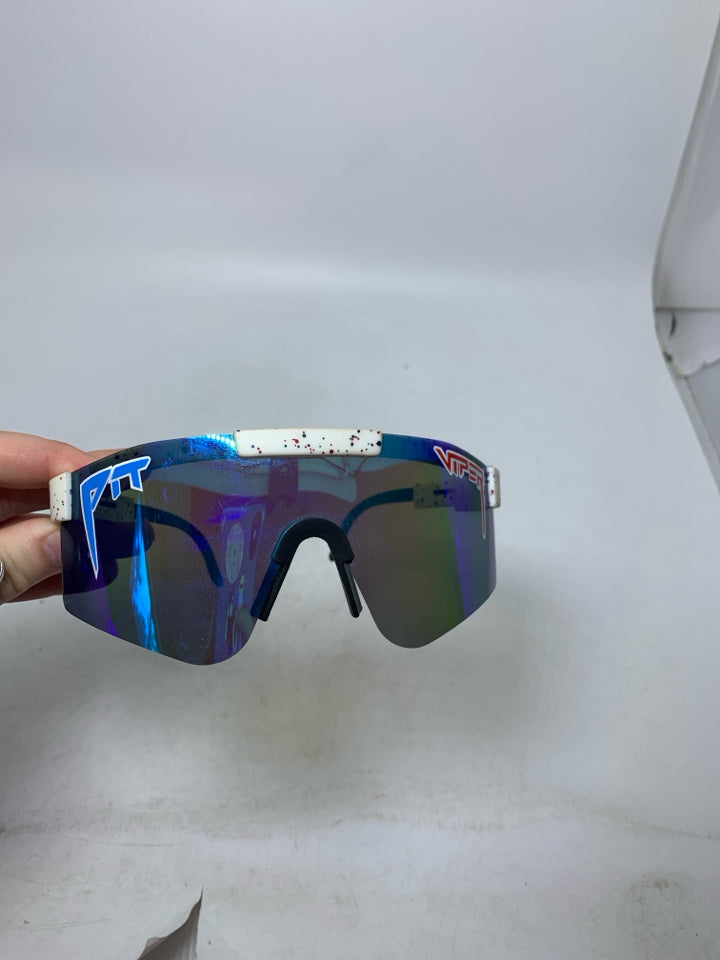 Pit Viper Absolute Freedom / Merika Polarized White & Blue Sunglasses