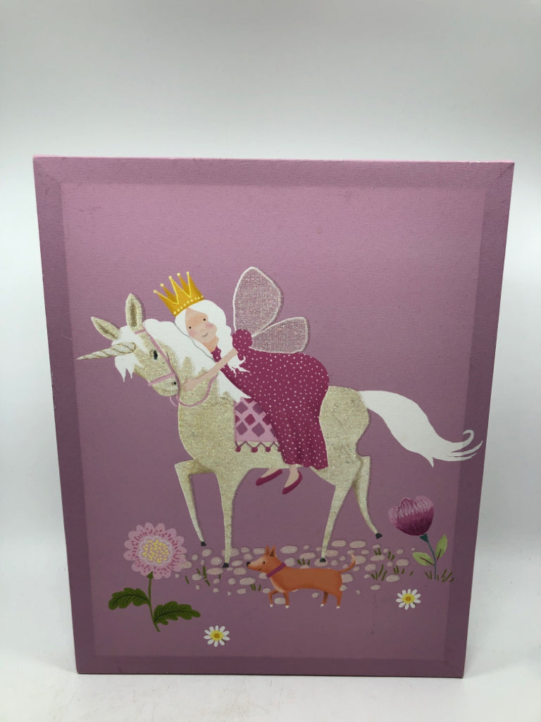 PRINCESS ON UNICORN GLITTER CANVAS.