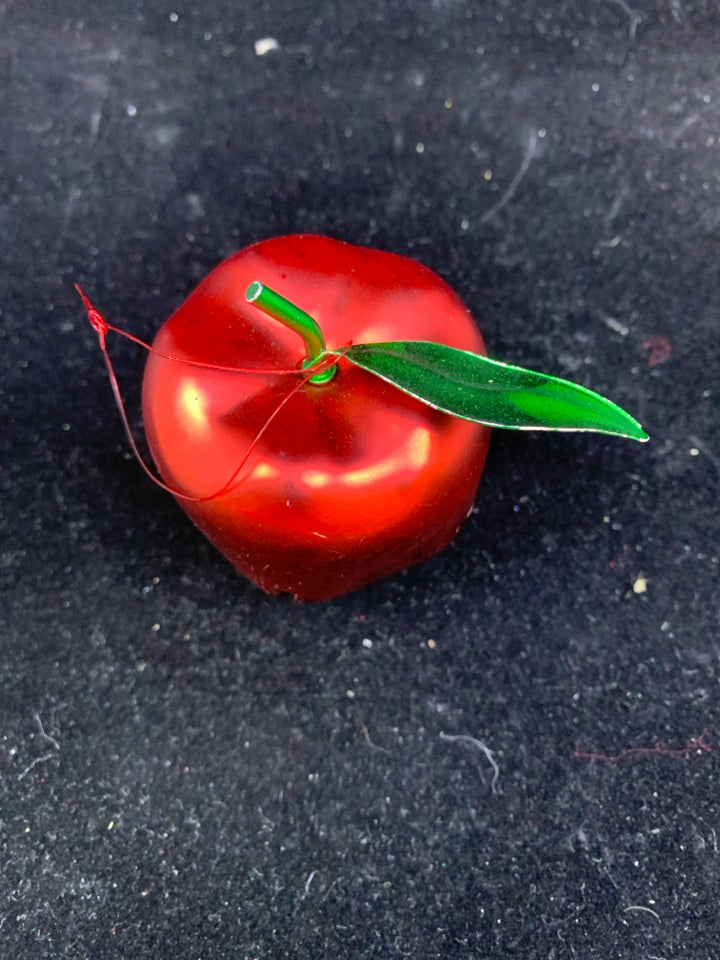 APPLE BELL.